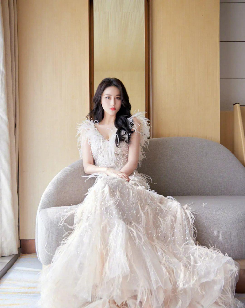 张馨予高清美图分享