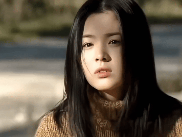 而之后参演的《情定大饭店》和《守护天使》更进一步增加了她的地位