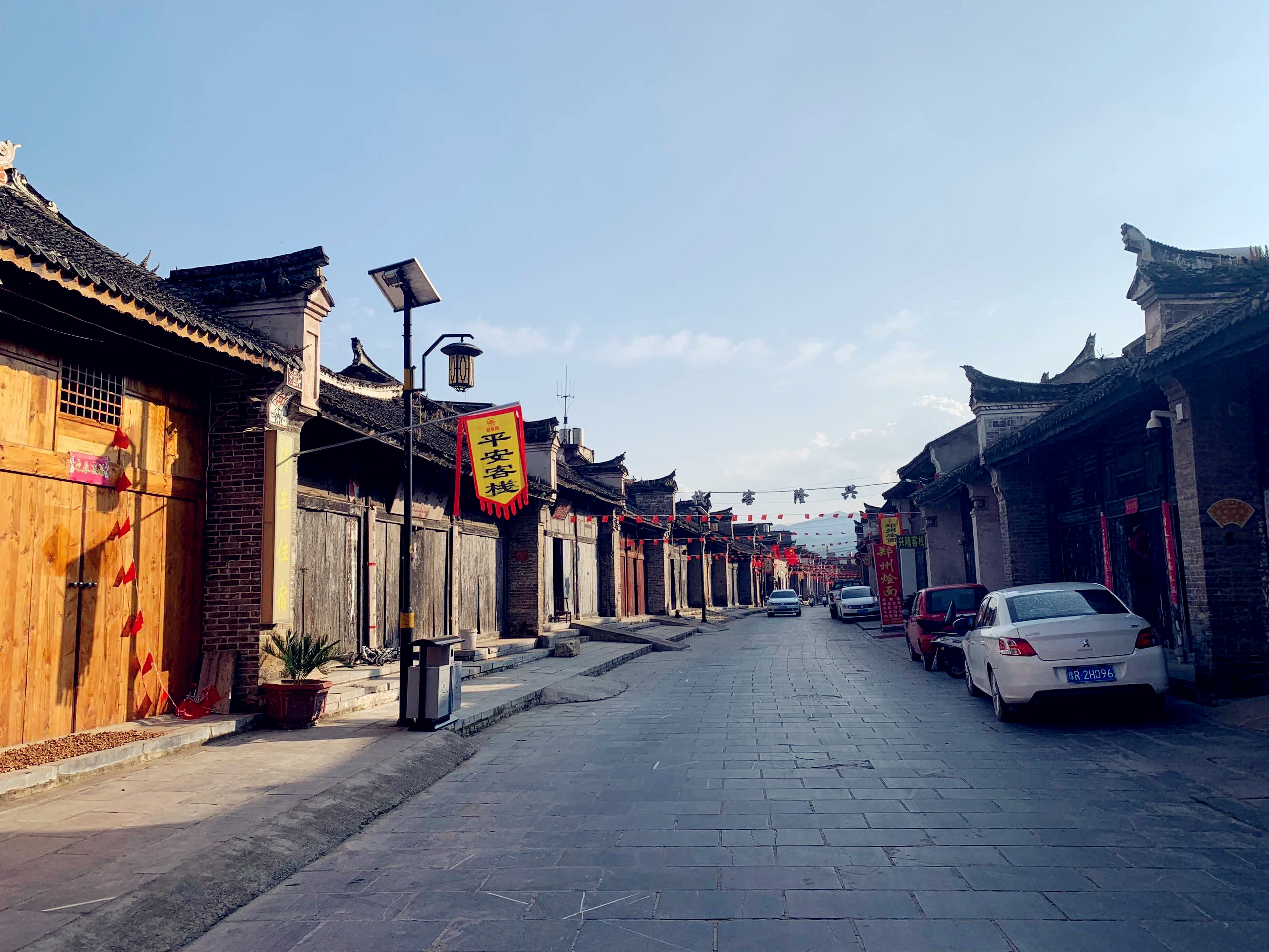 紫荆关古镇简介  很多人都习惯性叫紫荆关,就连我也是这样,去了才知道