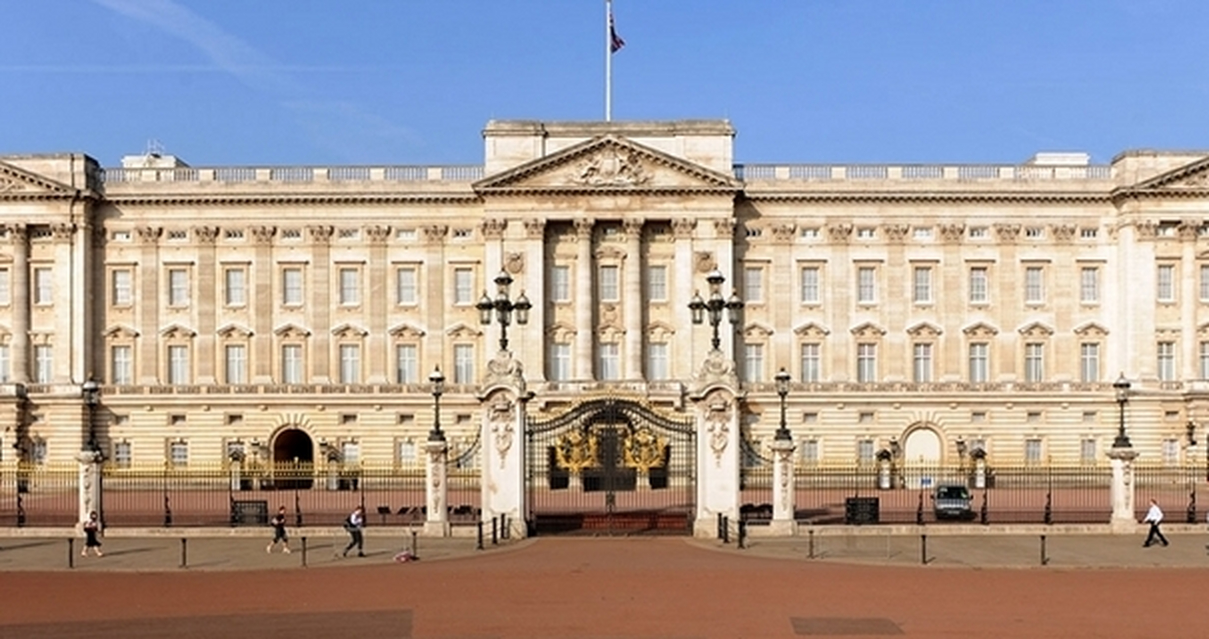 英国十大标志性建筑 1,白金汉宫——世界著名宫殿之一,英国王室最重要