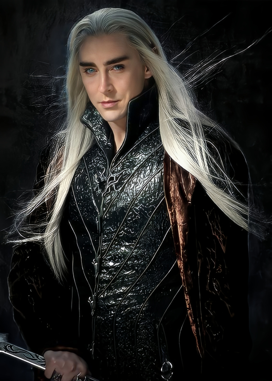 分享一组《霍比特人》中"精灵王"瑟兰迪尔(thranduil)扮演者李·佩斯