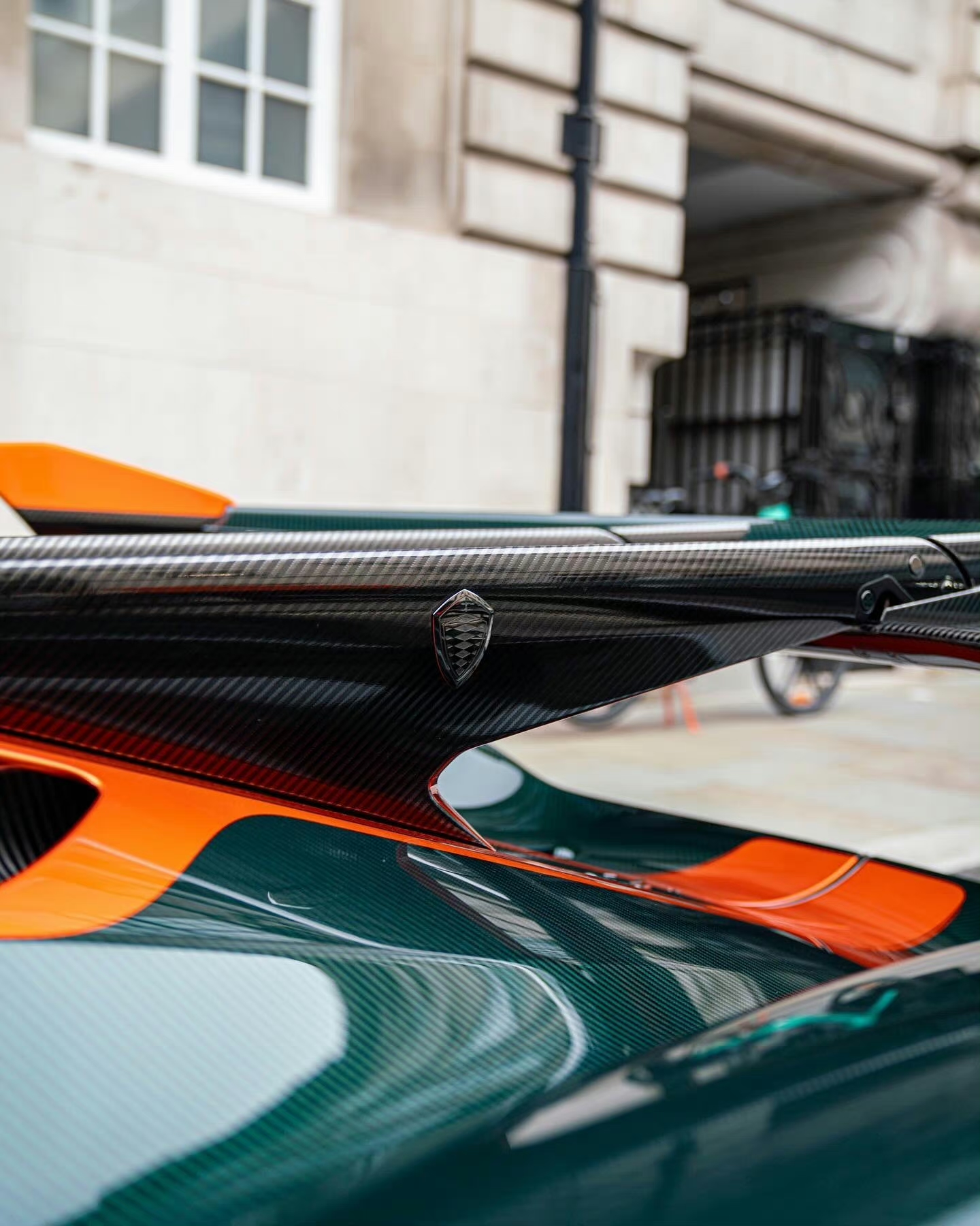 每日靓车图赏|科尼赛克 jesko attack "vimana" 绿碳版