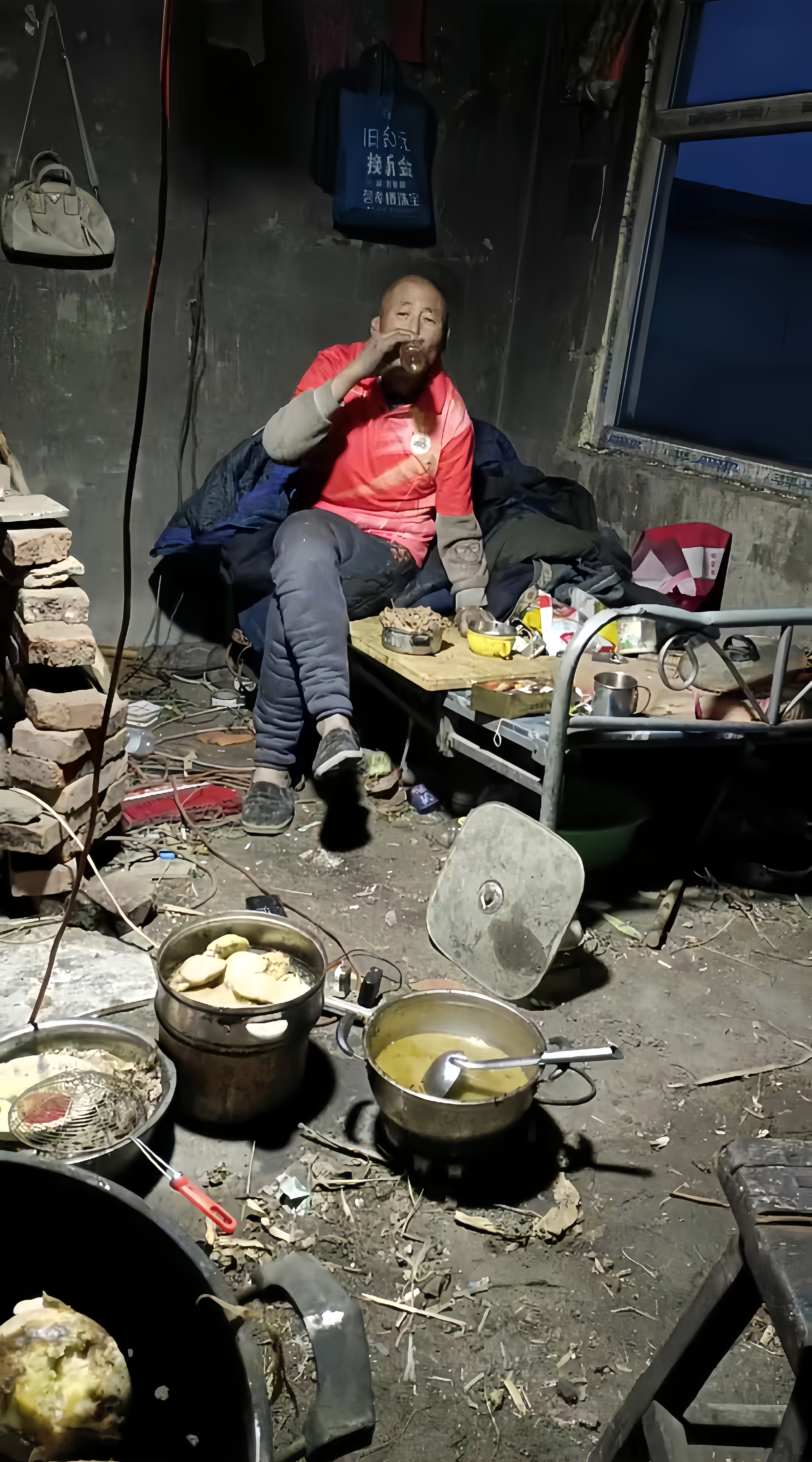 出门在外,有时候真想躺下就睡,回到住所整个人想要