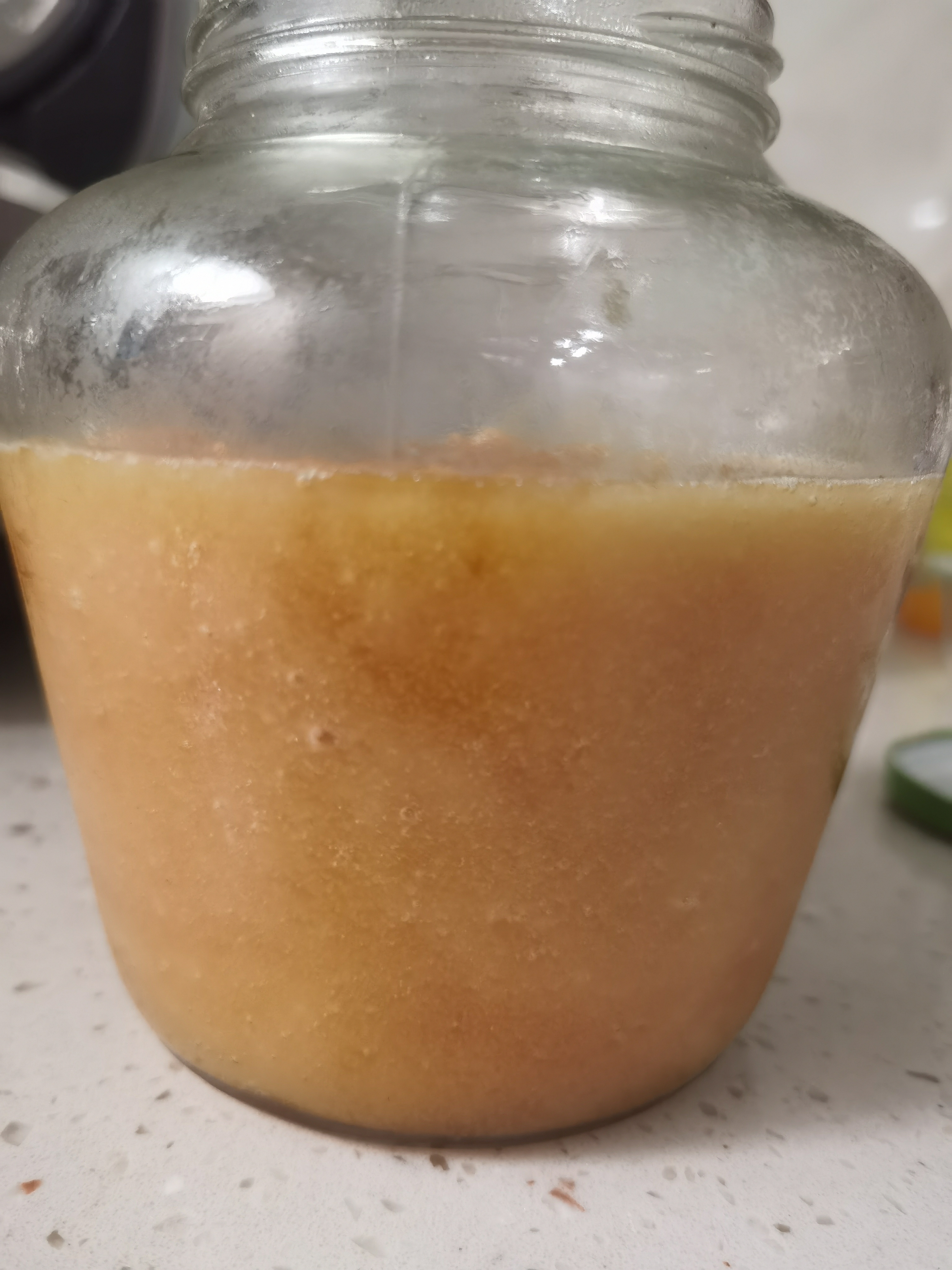 蜂蜜结晶是什么原因,质量问题有改变吗(蜂蜜结晶是怎么回事啊)