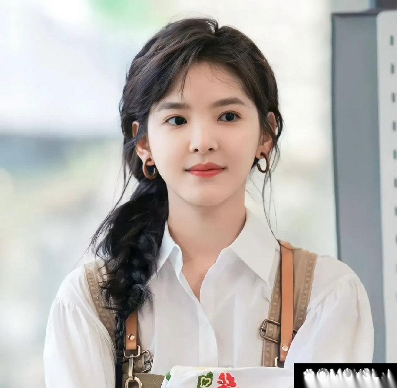 原来章若楠学生时期就长这样