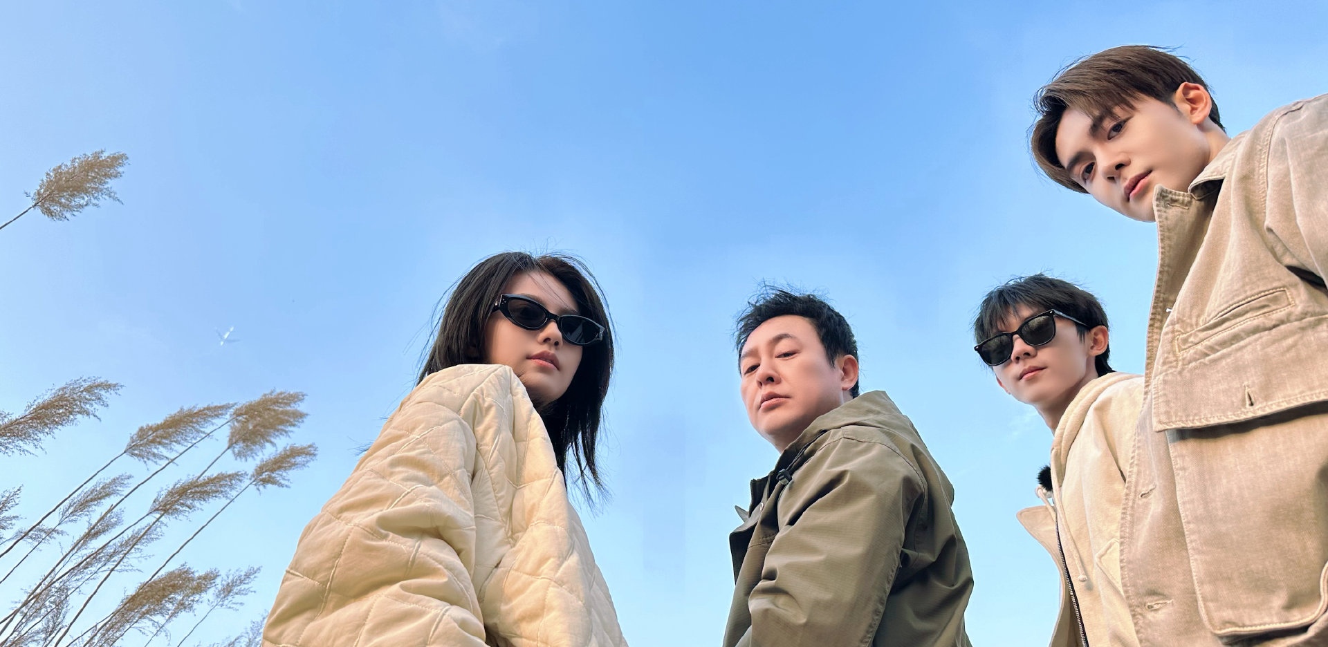 灿烂的花园# 姜珮瑶分享了照片,是有关于综艺《灿烂的花园》里的嘉宾