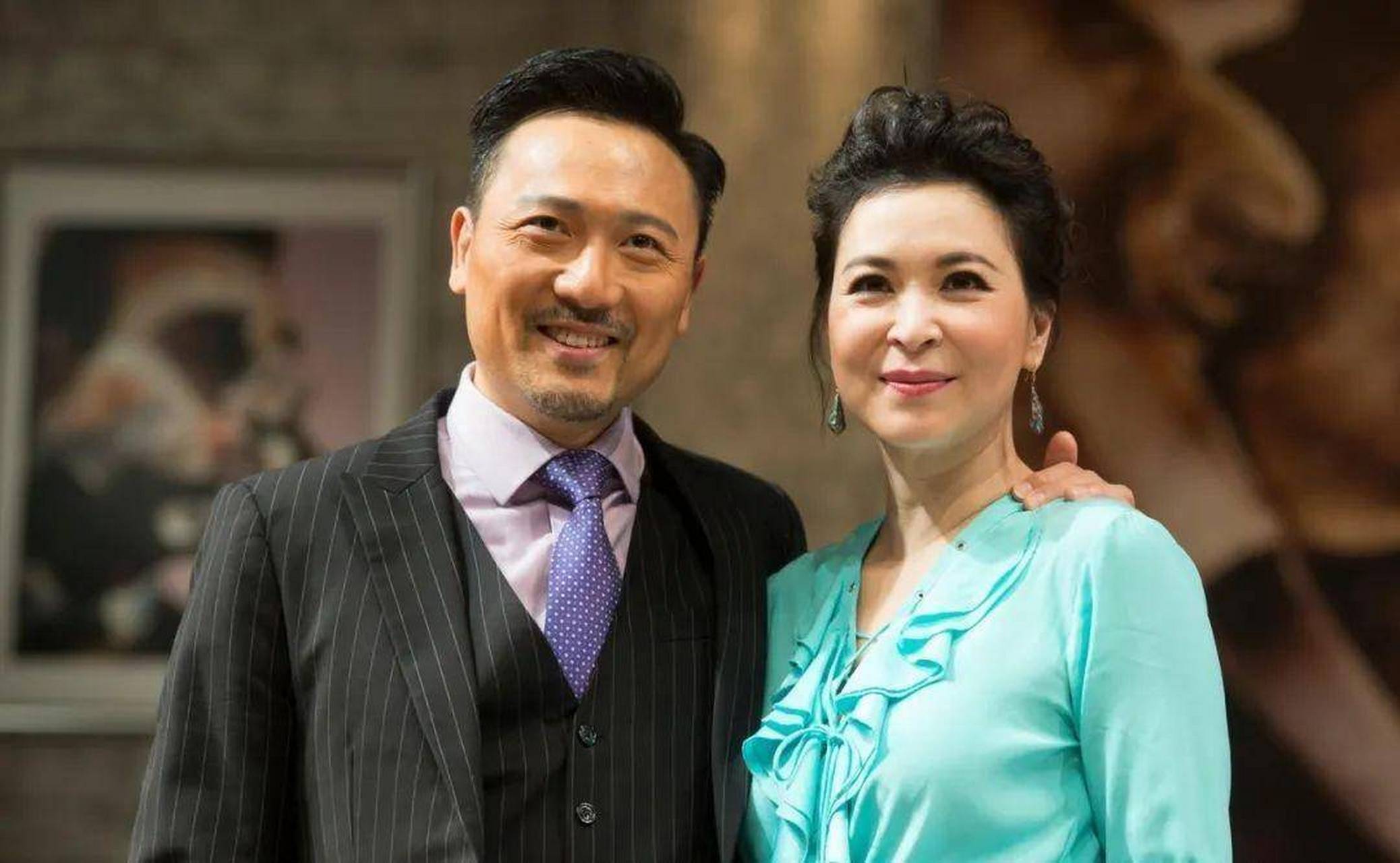 苏玉华在《神雕侠侣》中饰演公孙绿萼,以出色演技赢得观众喜爱.