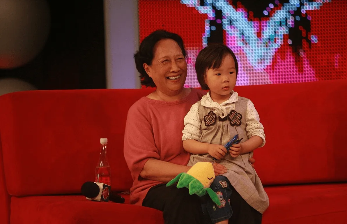 回顾孙桂田:2婚2离净身出户,打拼亿万家产,却因此与子女决裂