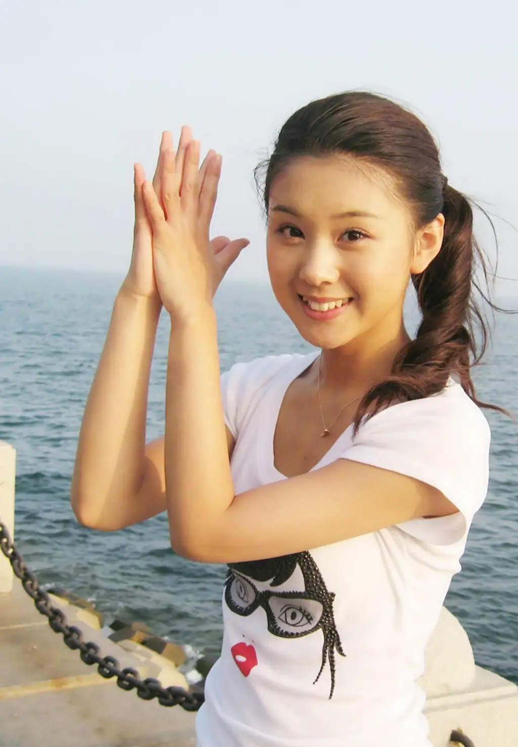 回顾李小萌:一顿饭与丈夫结缘,和婆婆情同姐妹,日子