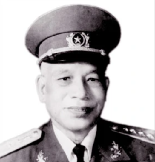 越南大将武元甲,因反对黎笋与中国恶交被架空,八十岁时亲自访华