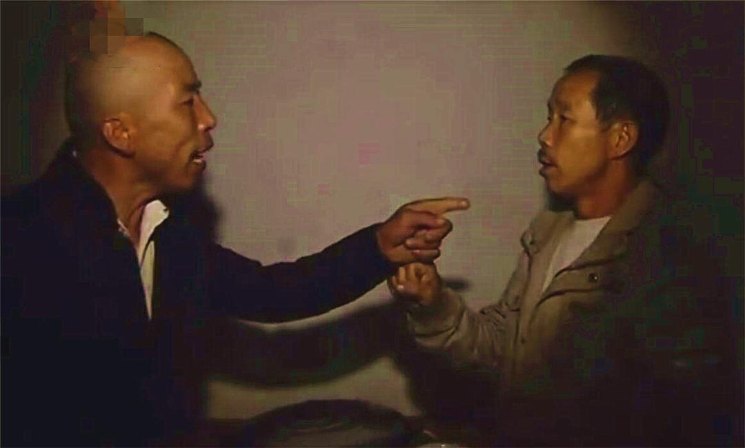 回顾:84岁母亲在家中去世,5个子女争遗产大打出手,不