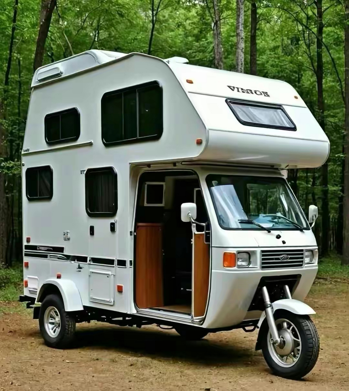 第一次见三轮房车,看着还挺洋气,要奋斗多少年才能拥有它?