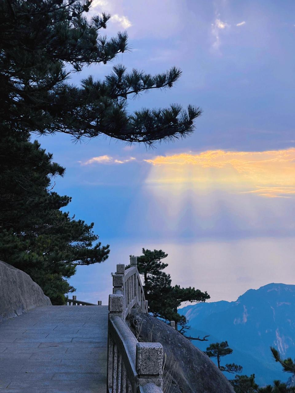 天柱山海拔图片