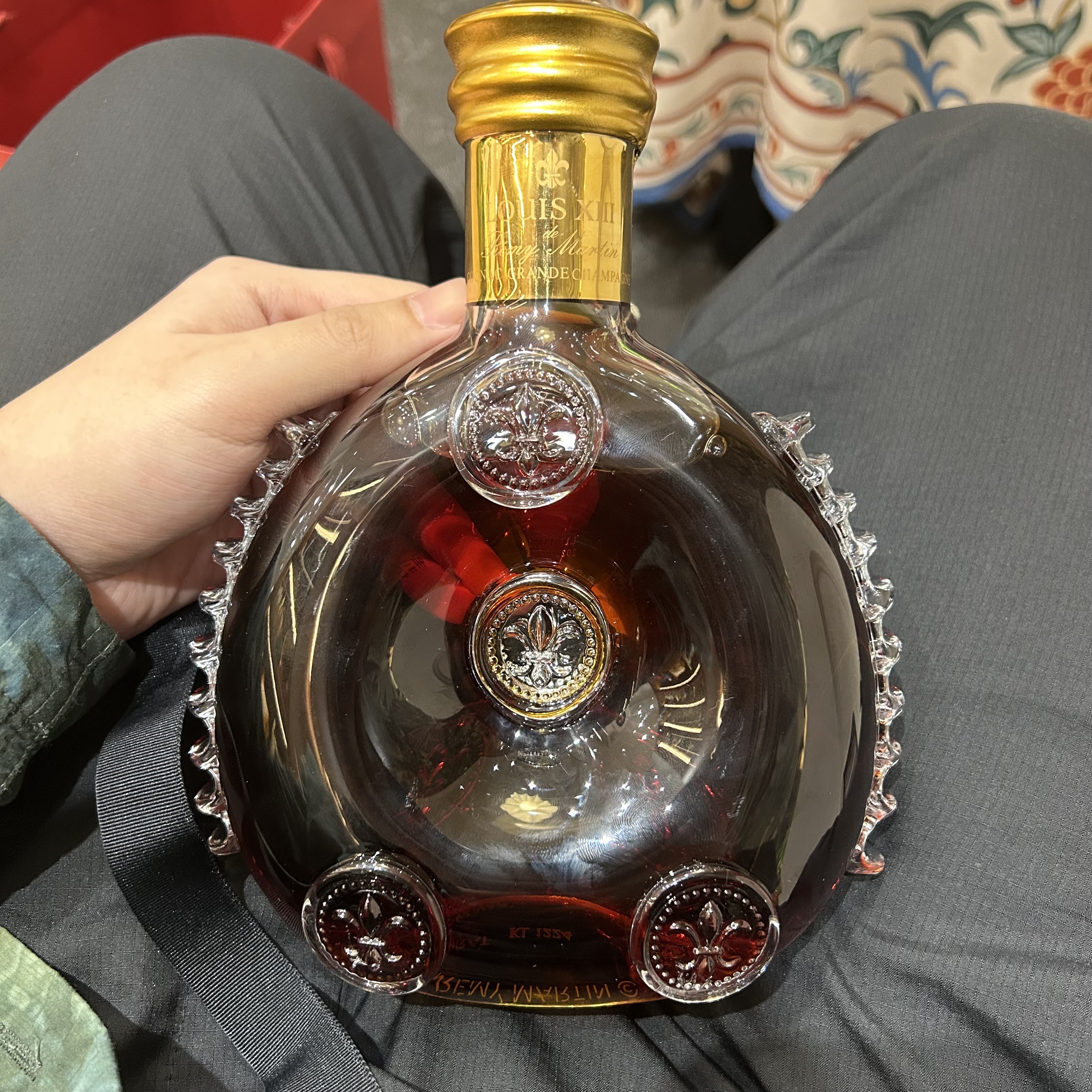 回收瓶造假的路易十三,该如何鉴定?