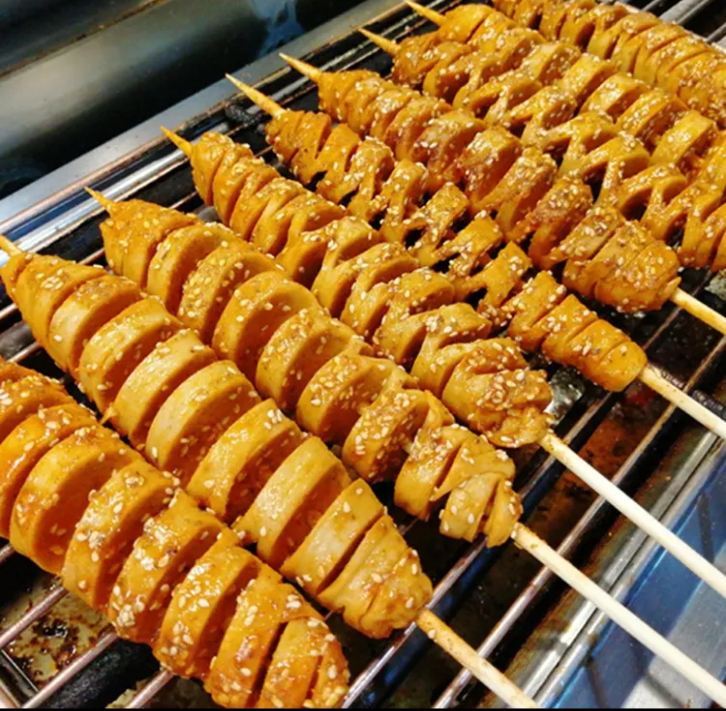 烤面筋:红油酱料,撒料及手工面筋制作技术配方教程