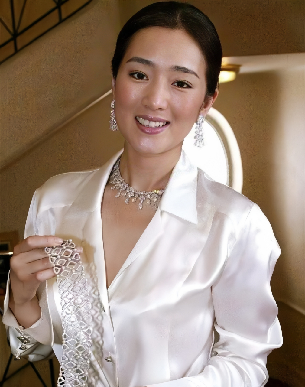 巩俐,总能通过独特的穿搭展现出别样魅力.