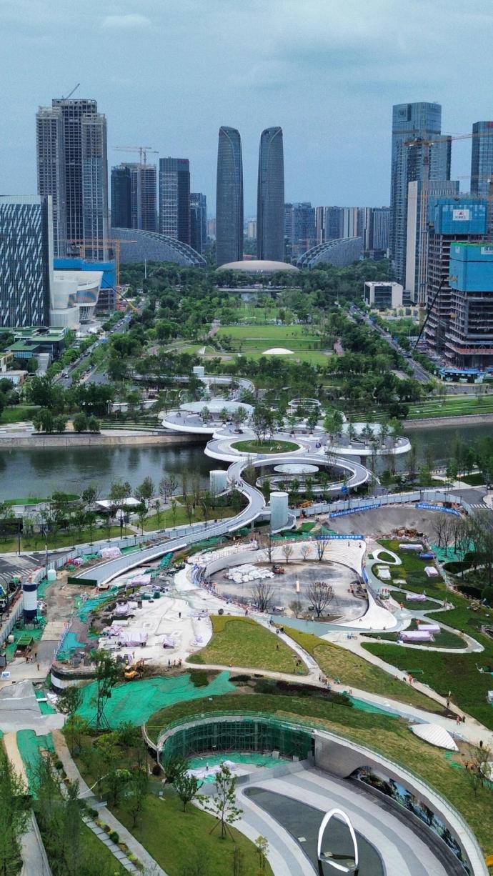 成都金融城三期莲花桥