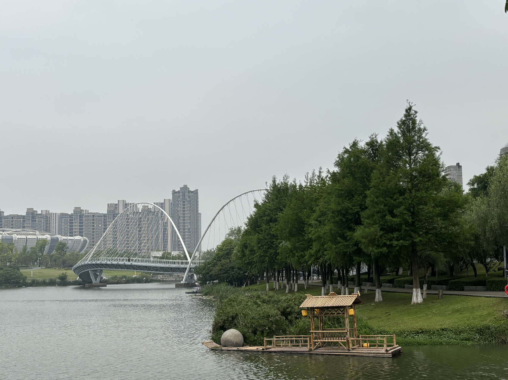 温州苍南灵溪镇,中心湖公园.