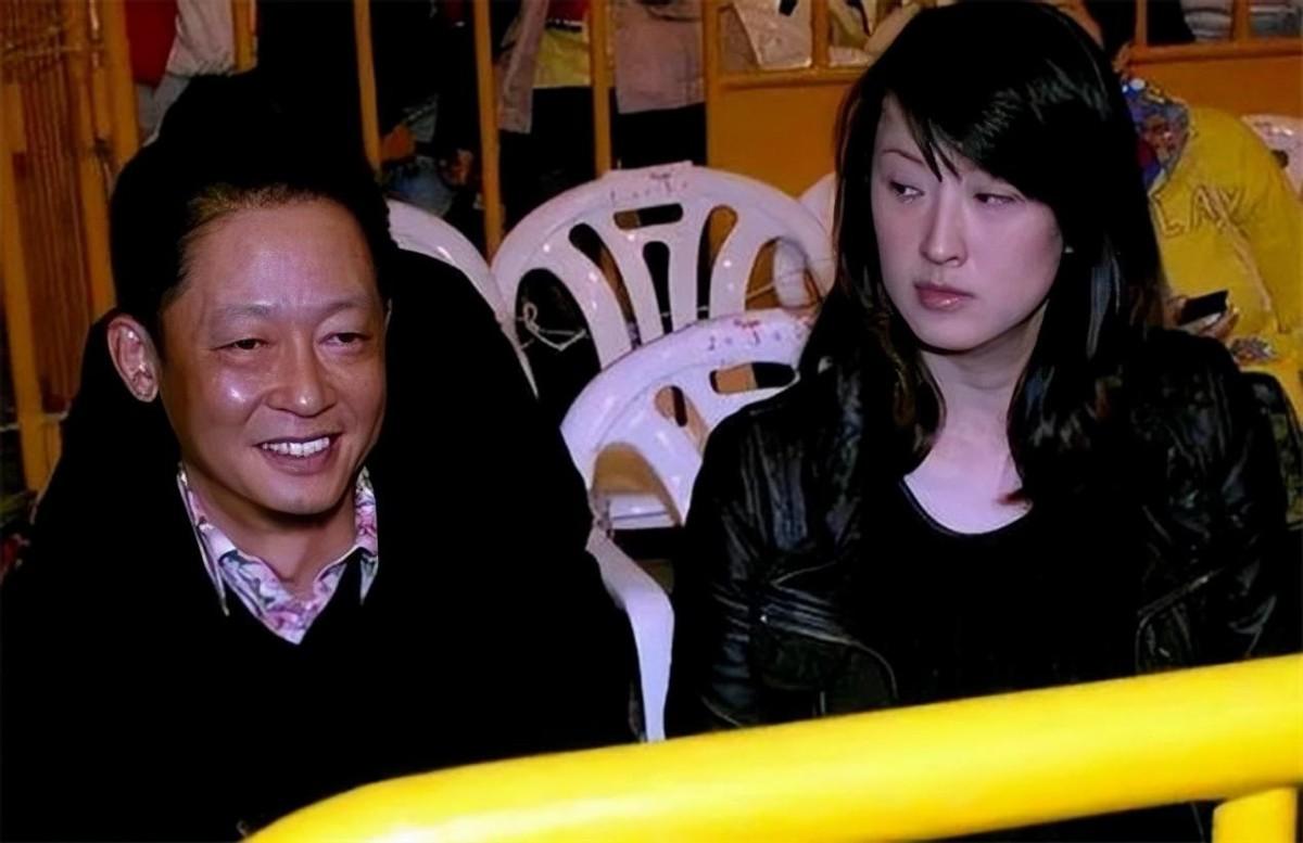 回顾陈坚红:名模出身,身价过亿,嫁浪子王志文,受尽欺负不放弃