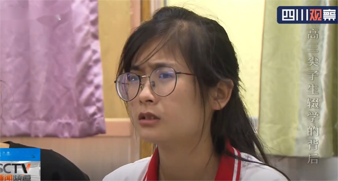 高三女孩被父亲逼迫辍学,女孩哀求让她参加高考,3年后怎样了?