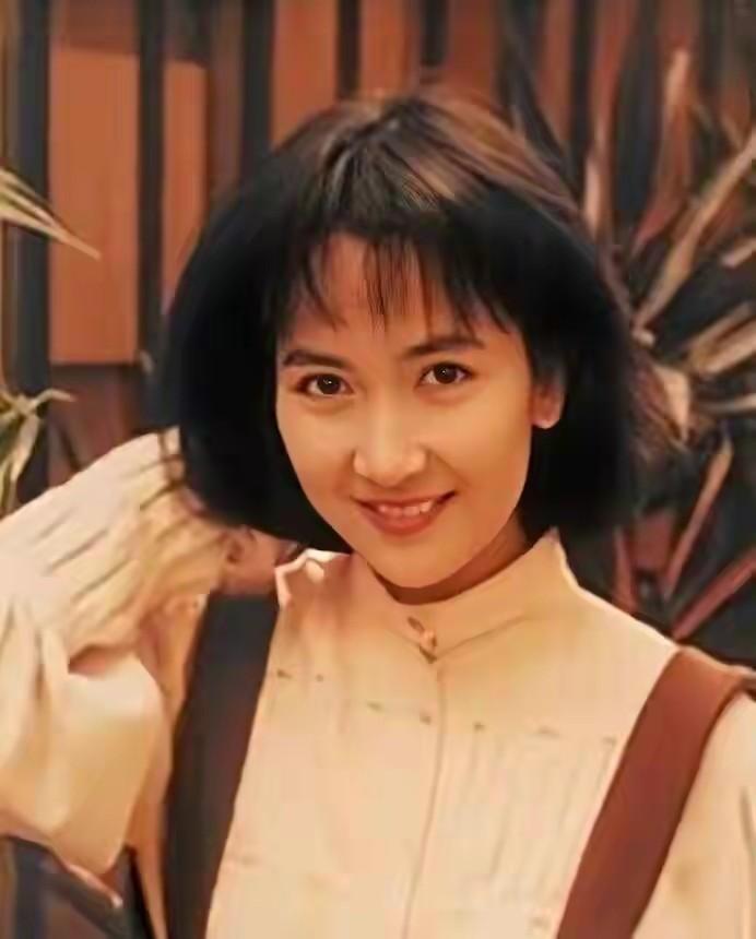 回顾陈美琪:16岁与周润发搭戏,21岁嫁给富豪,遭人算计终生不孕