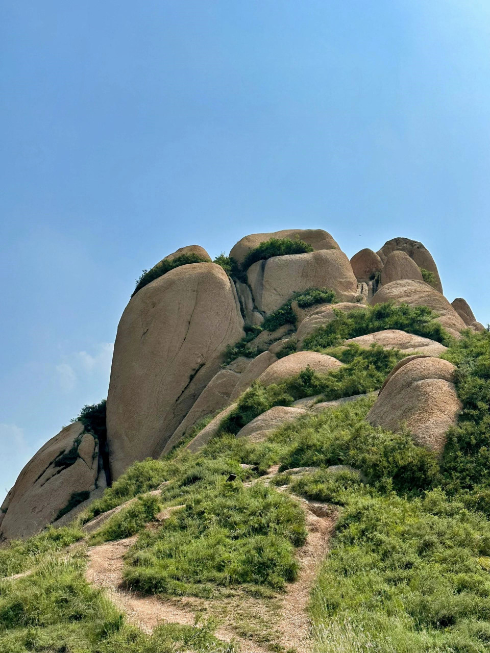 原平旅游必去景点推荐  我起初是在抖音上看到了原平天涯山十八盆