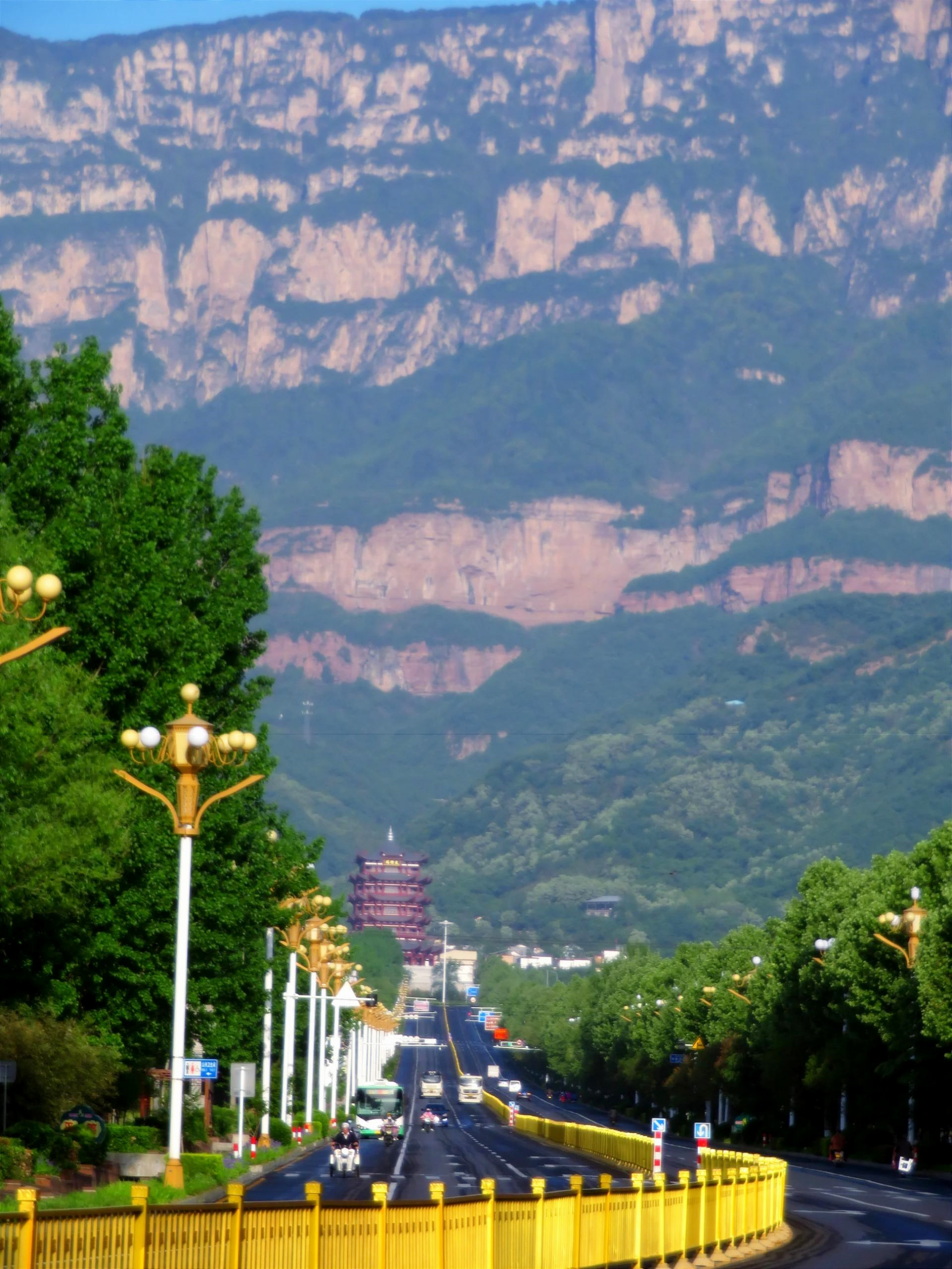 林州旅游景点大全  城是林州城,山是太行山