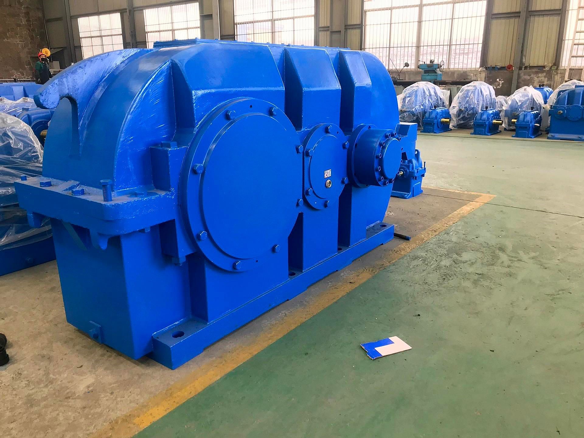 平行双出轴 硬齿面减速箱zdy355-5.6-1齿轮减速机