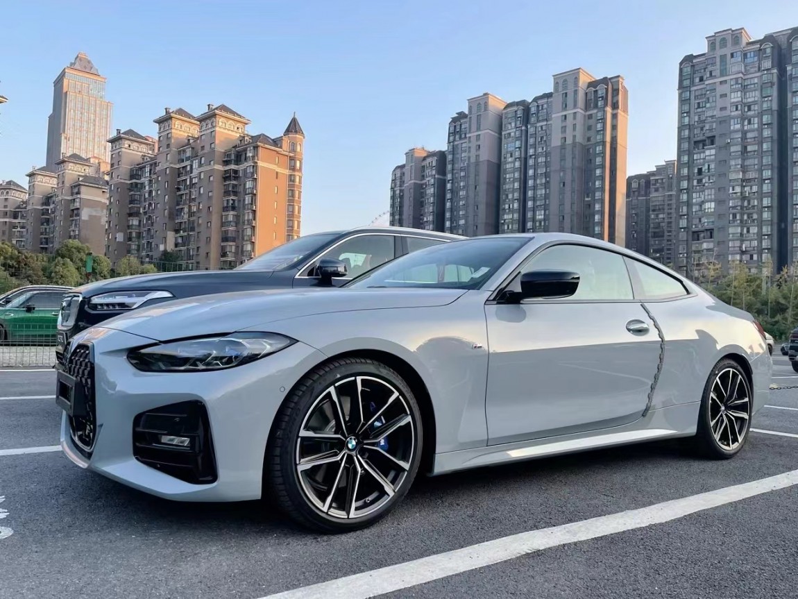 落地50万出头!时尚优雅!2.0t 8at 245马力!2023款宝马430i轿跑