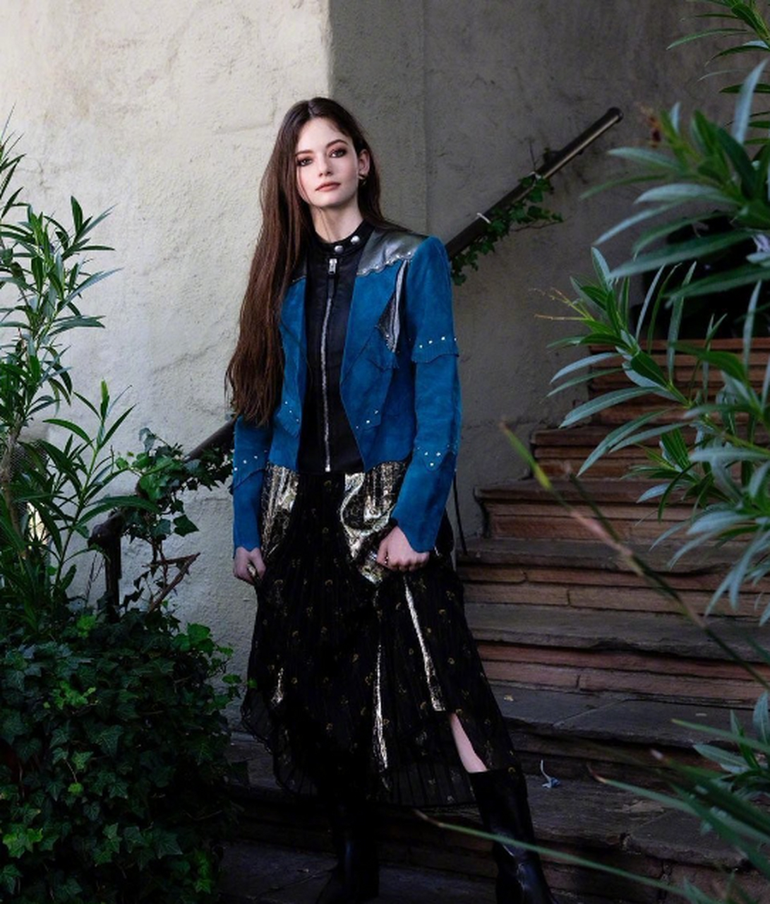 麦肯基·弗依,从《暮光之城》童星到魅力女演员完美转型!