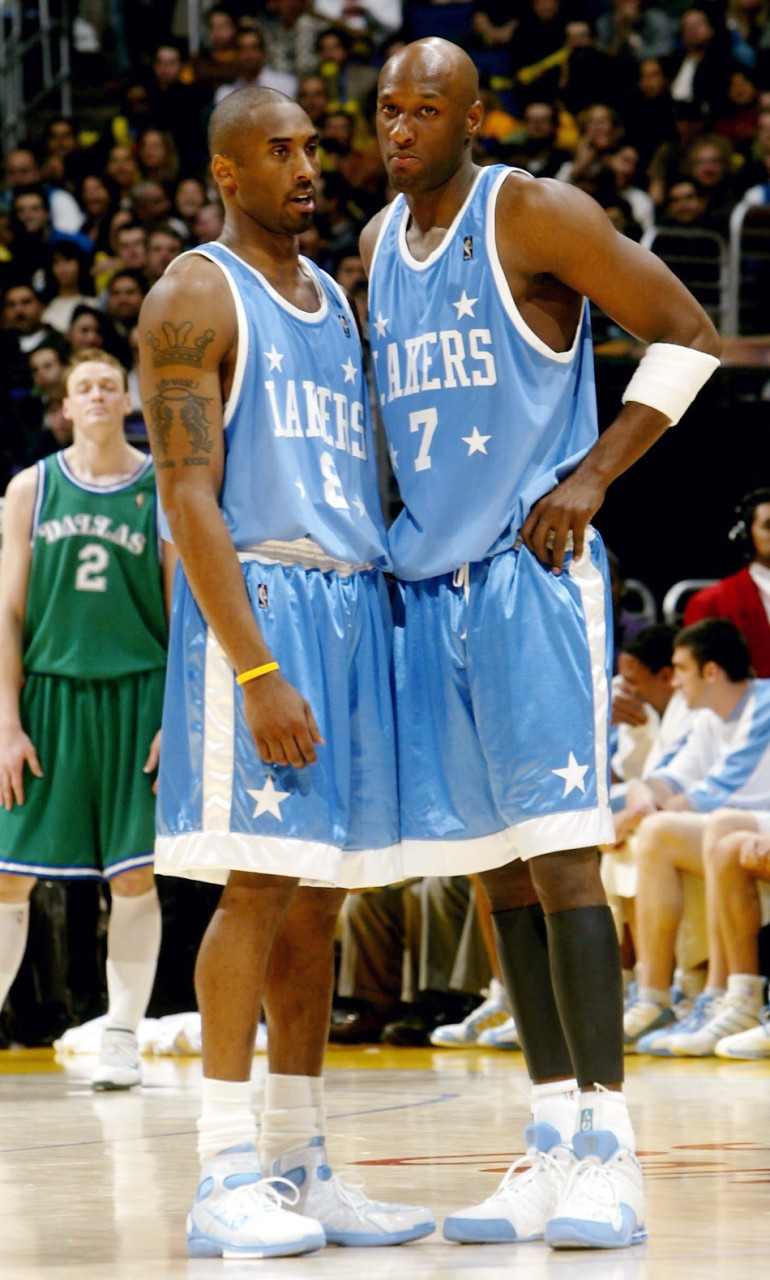 nba巨星奥多姆和科勒的认识是在派对上,科勒并不算太美丽,但是她的