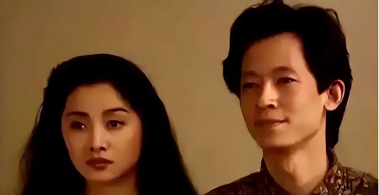 也在这一年,赵宝刚再次找到刘蓓,邀请她出演电视剧《过把瘾》中的贾玲