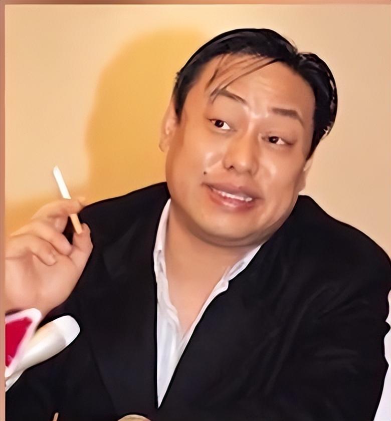 "香港第一神童"罗兆辉:曾花上百万养过袁咏仪,47岁离开人世