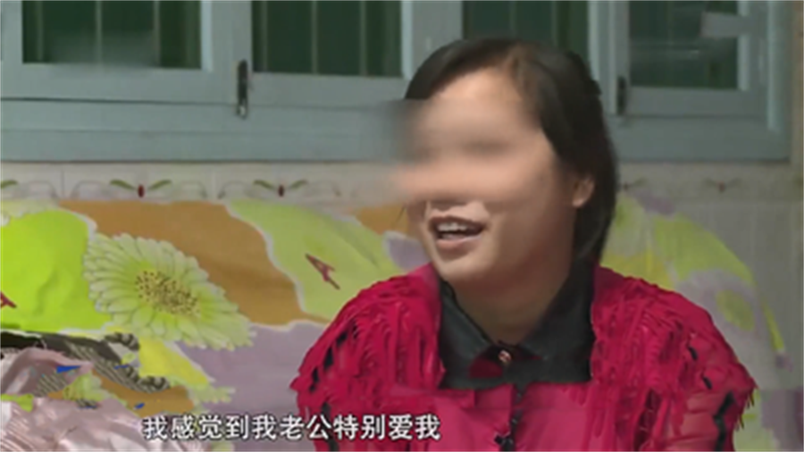 回顾:2016年,年轻美女嫁给老光棍,却从不出门,引起村民怀疑