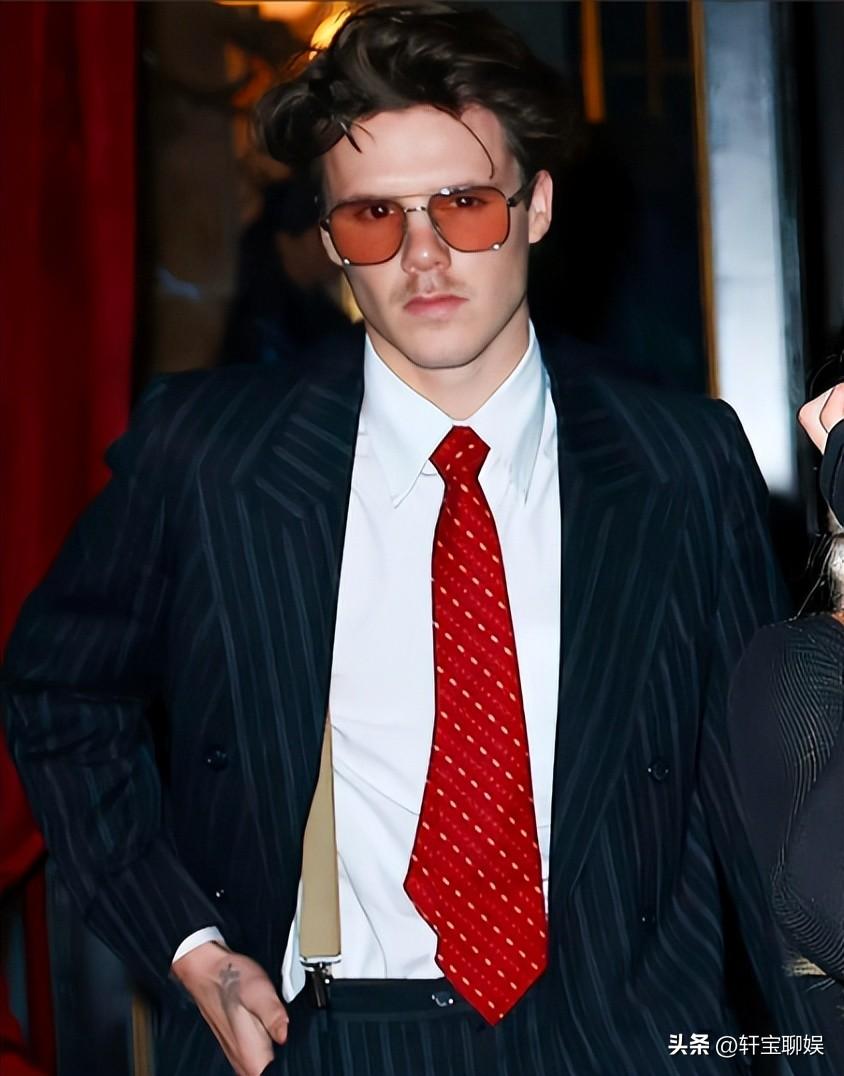 贝克汉姆的七公主青春期暴瘦,模样大变认不出,网友:太像妈妈了