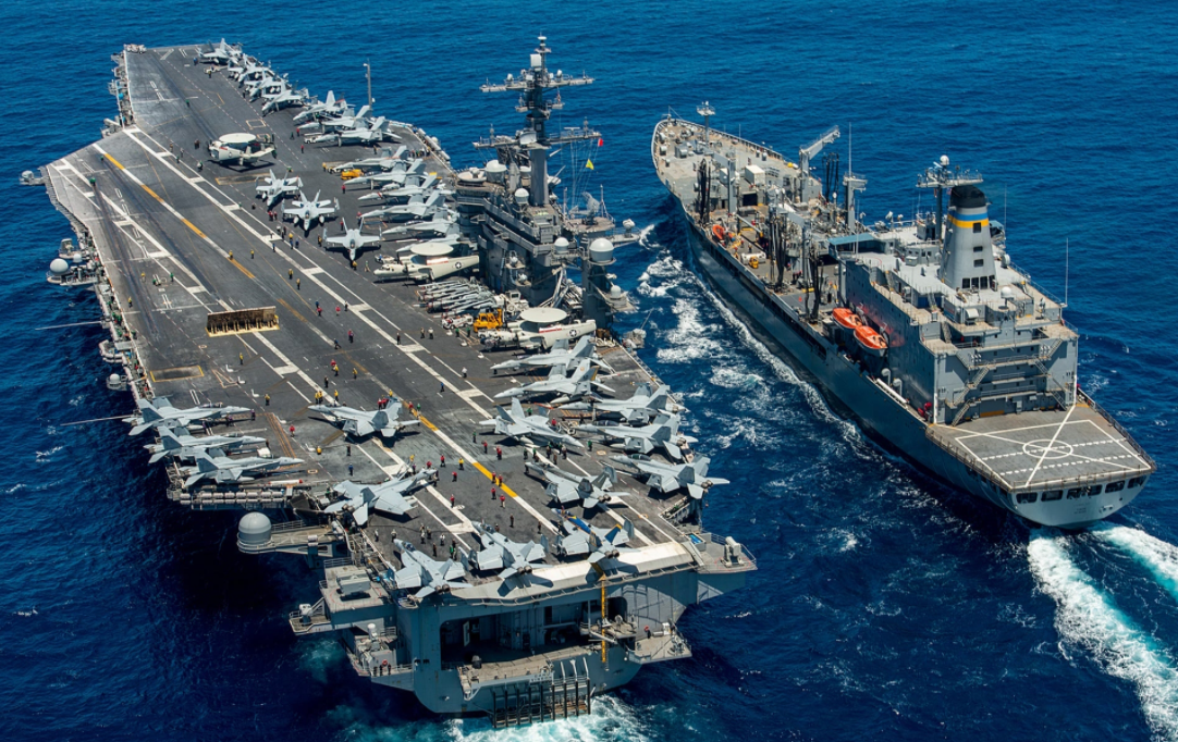 航母多难养?山东舰编制几千人,一天七顿饭,难怪小国养不起航母
