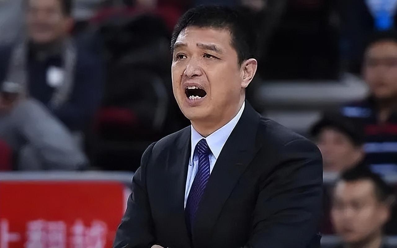 19年首钢队长吉喆肺癌离世,4年后妻子未再婚,恩师闵鹿蕾已退休