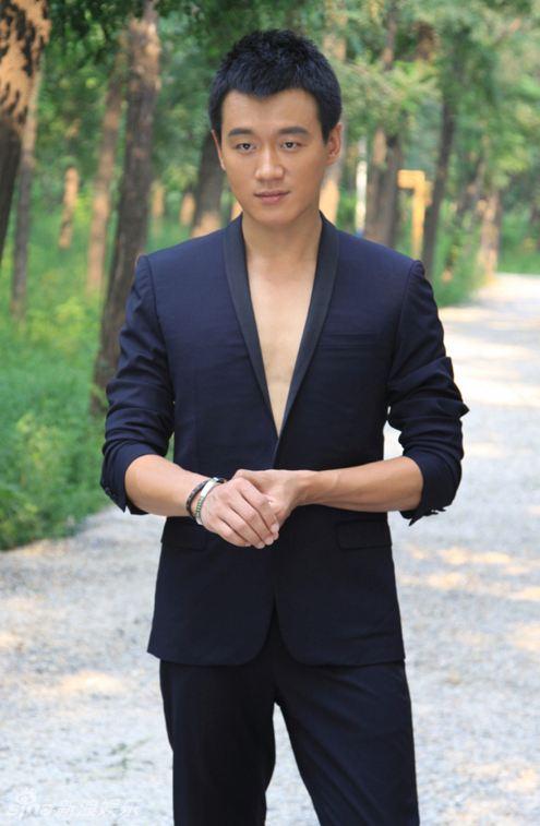 回顾佟大为:照顾植物人父亲21年,用孝心创造奇迹,终无遗憾