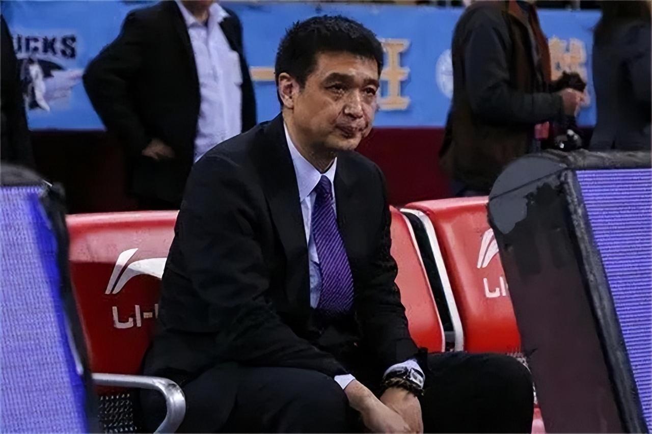 19年首钢队长吉喆肺癌离世,4年后妻子未再婚,恩师闵鹿蕾已退休