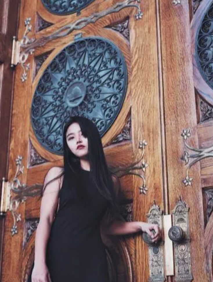 回顾:女孩为了美国绿卡,嫁给大20岁的美国大叔,还在美国当过兵