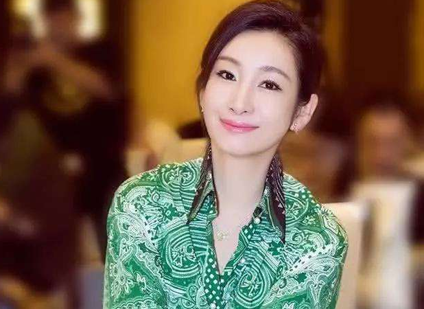 回顾秦海璐:每月给丧子丧夫的婆婆生活费,以后我就是您亲女儿