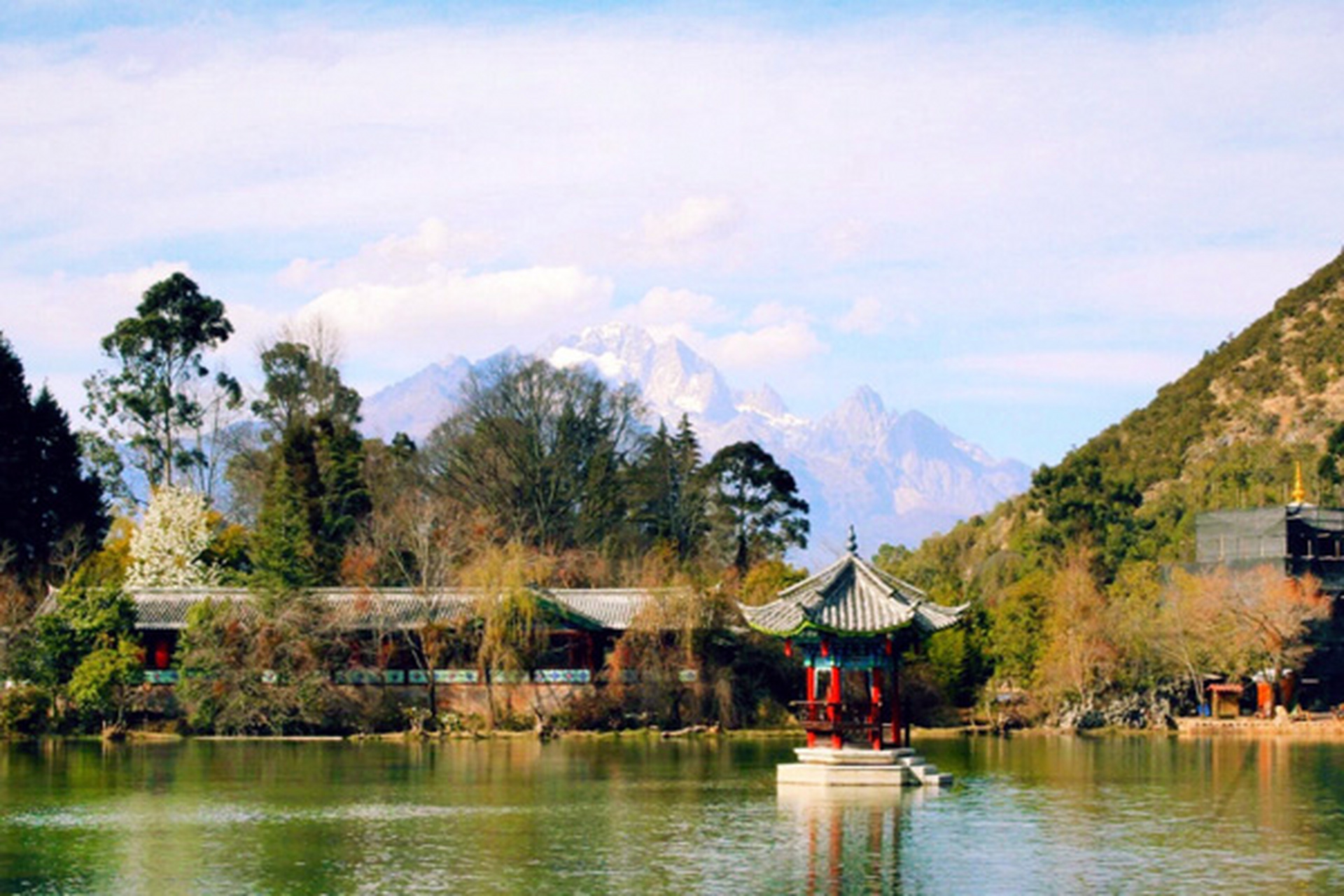 密云旅游景点有哪些地方最好玩 1,清凉谷风景区  清凉谷风景区是密云