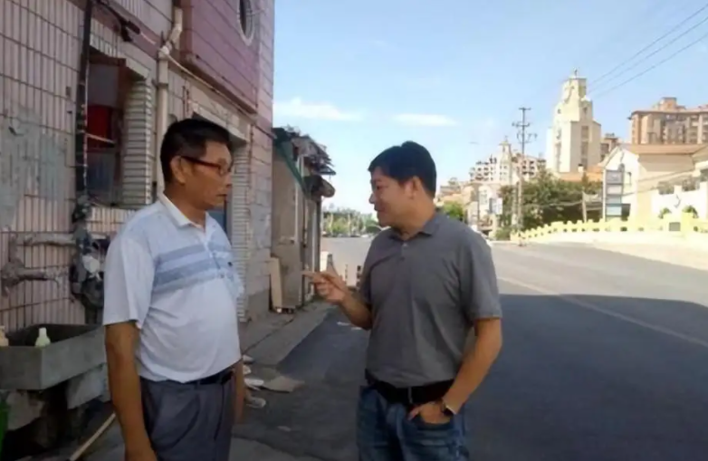 回顾上海钉子户张新国:为多要房子和赔偿,霸路14年,一分没多赚