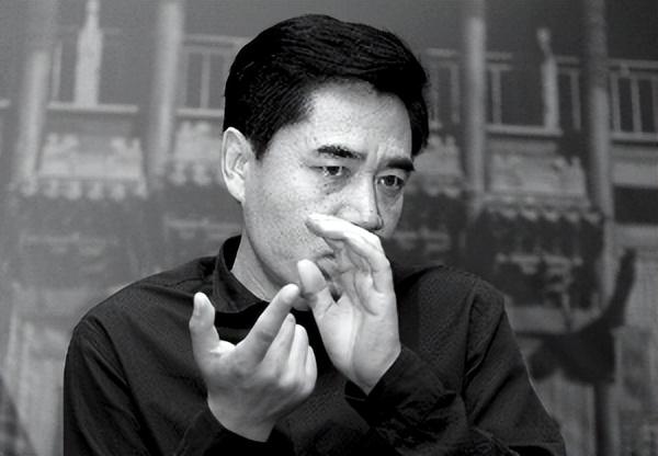 1995年,《大宅门》开拍后陈宝国怒摔桌子罢拍,郭宝昌:摔得好