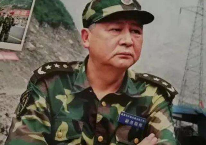 开国上将王平之子范晓光,上军校时曾问父亲:入党申请书怎么写