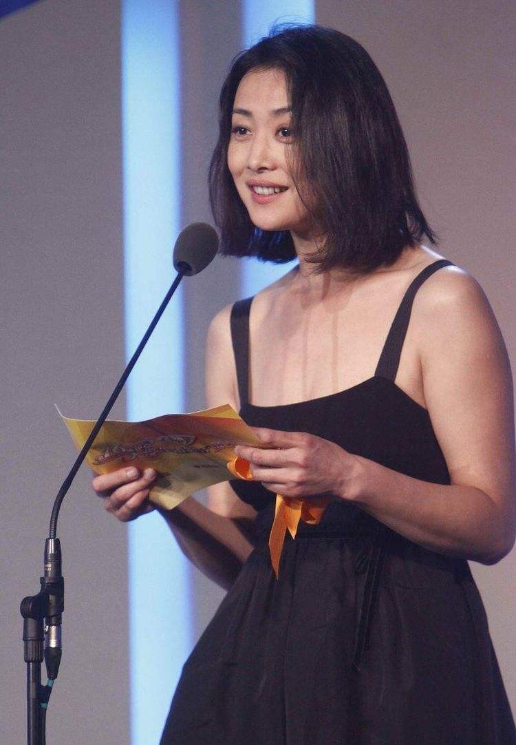 回顾:3婚2离,带着二夫的孩子和一夫复合,55岁的刘蓓过得怎么样