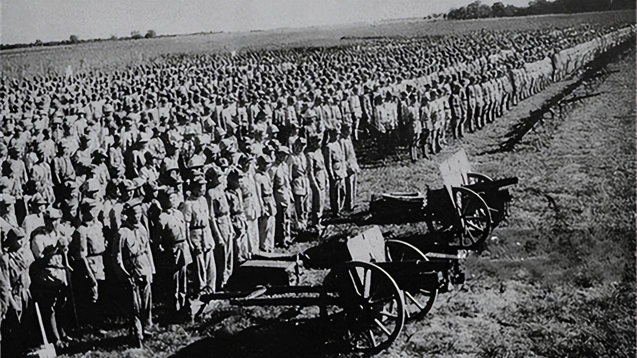 说完了四野为何扩军如此迅速,现在也要说说三野大军为何打了2年,人数