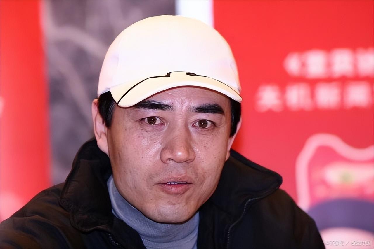 1995年,《大宅门》开拍后陈宝国怒摔桌子罢拍,郭宝昌:摔得好