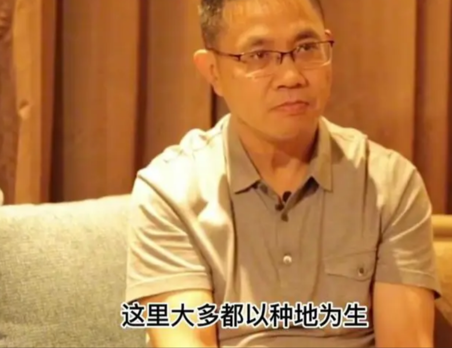 回顾北大才子陈生:3年赚11亿,免费提供258套别墅,今拒绝回老家