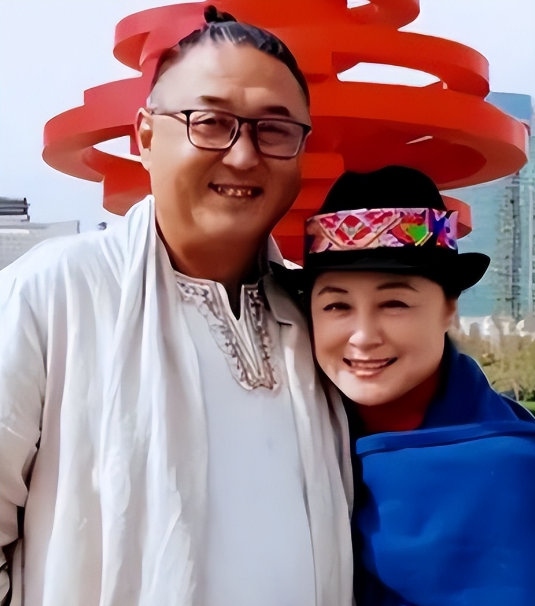 牛二(张小光饰)玉芬的前夫,一个泼皮无赖,戏份颇多,给观众留下的印象